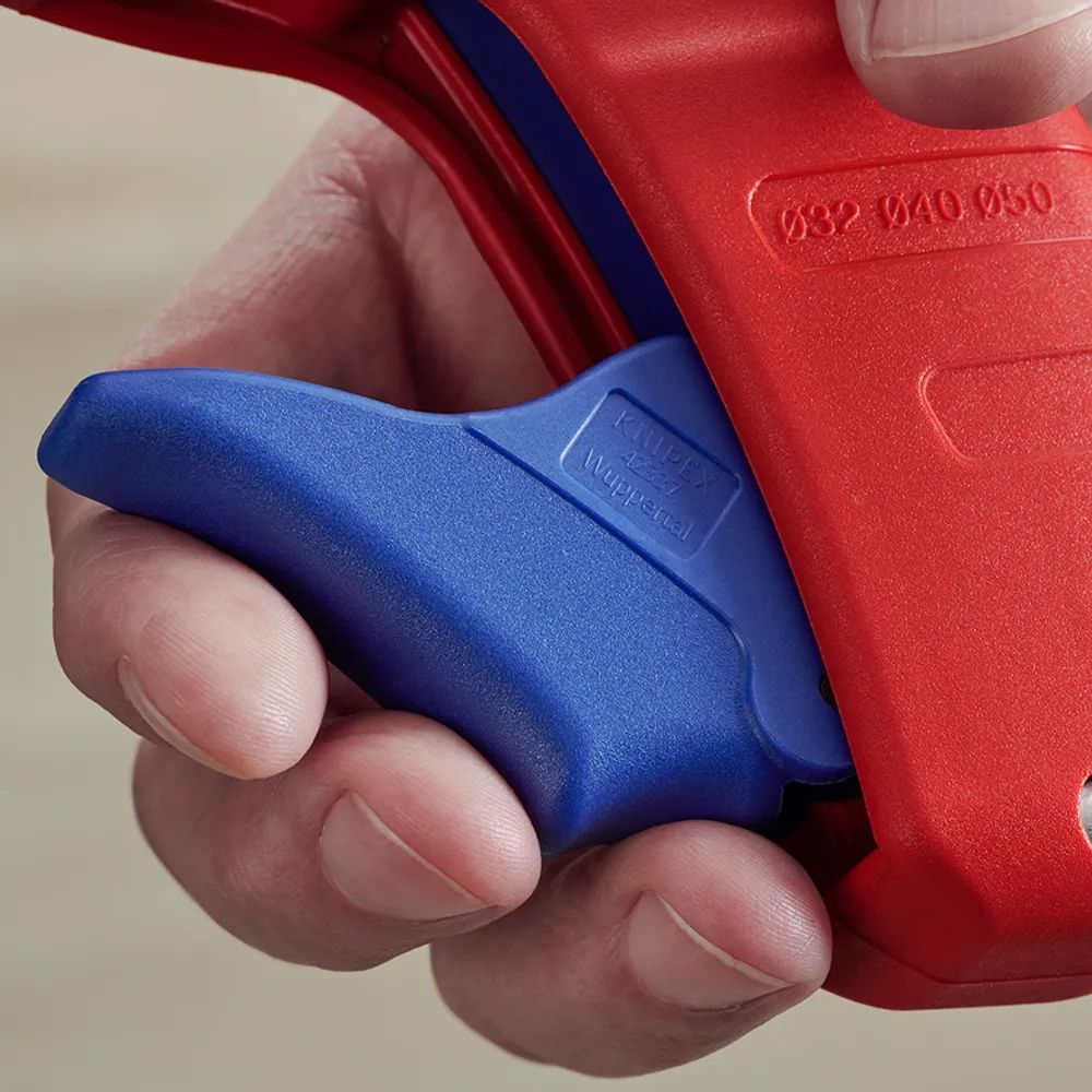KNIPEX Rohrabschneider DP50 Rohrschneider für dünnwandige Kunststoff-Abflussrohre mit Kunststoff überzogen 202 mm