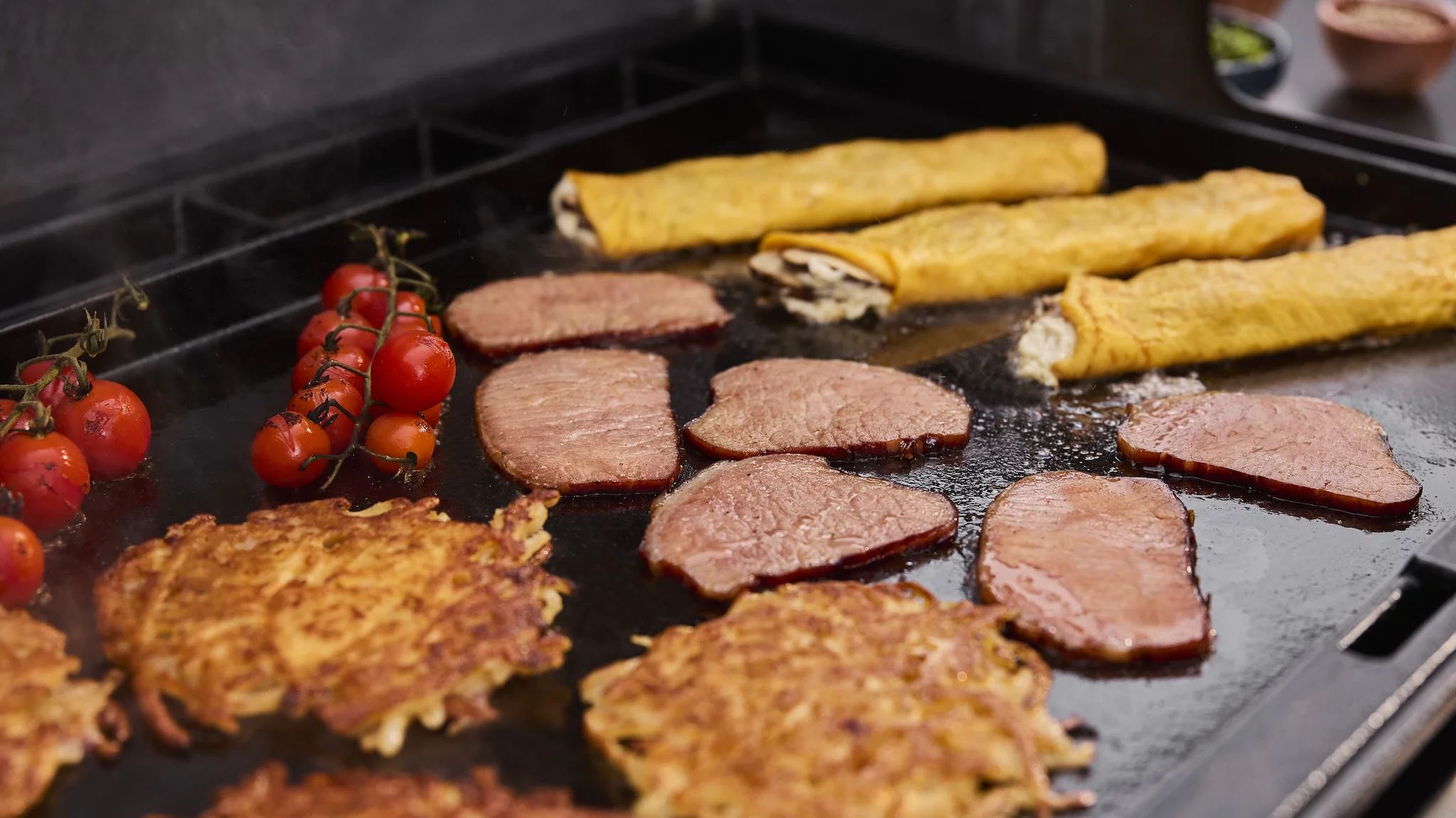 Weber GENESIS E-335W