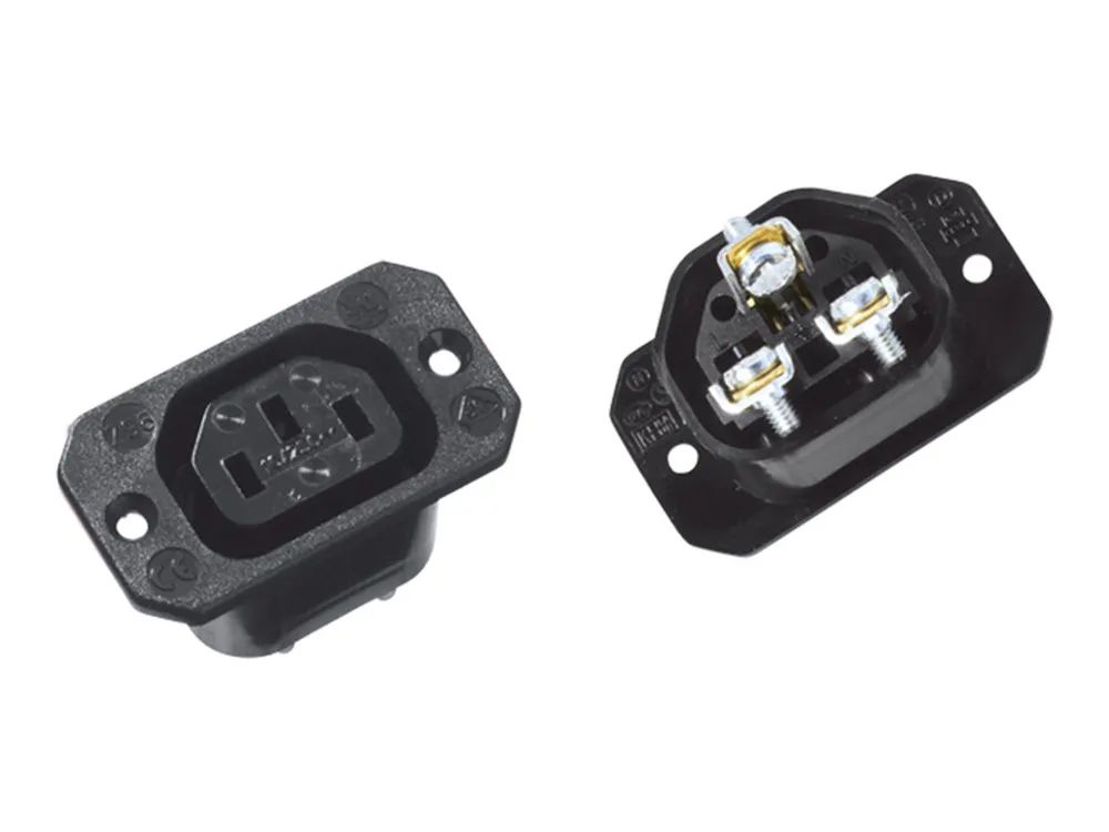 Bachmann Netzanschluss - power IEC 60320 C13