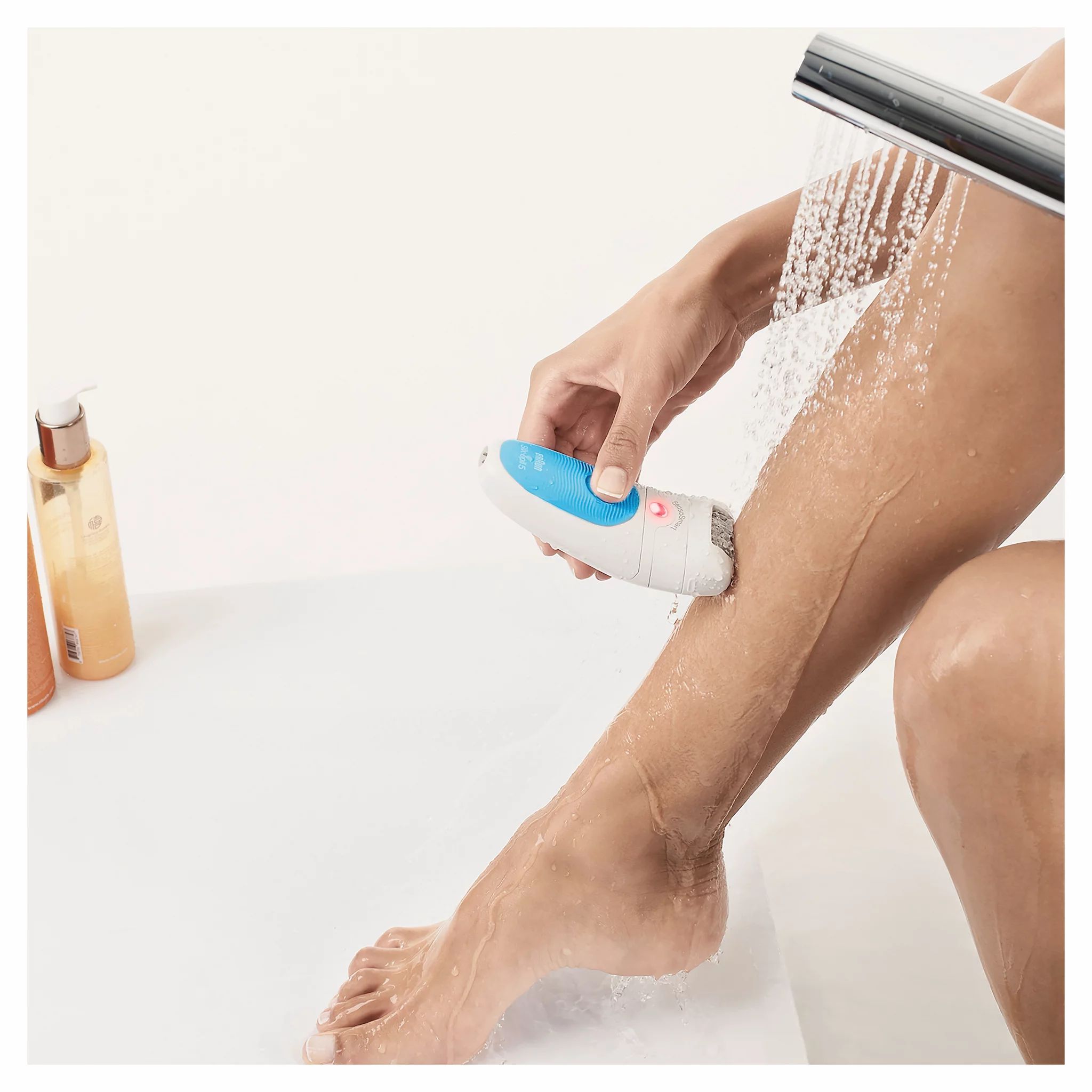 Braun Silk-épil 5-810+Gillette Venus Intim-Trimmer