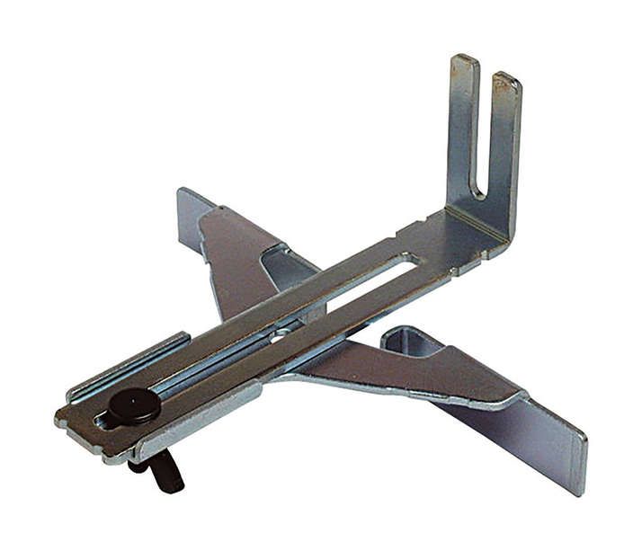 Makita RT0702C