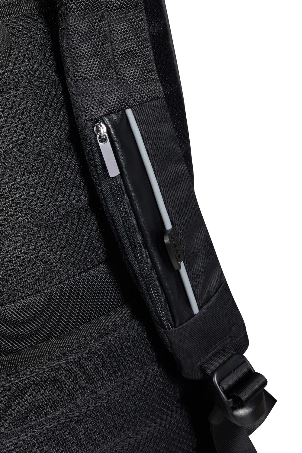 SAMSONITE SPECTROLITE 3.0 LPT BACKPACK 17.3" EXP, BLACK