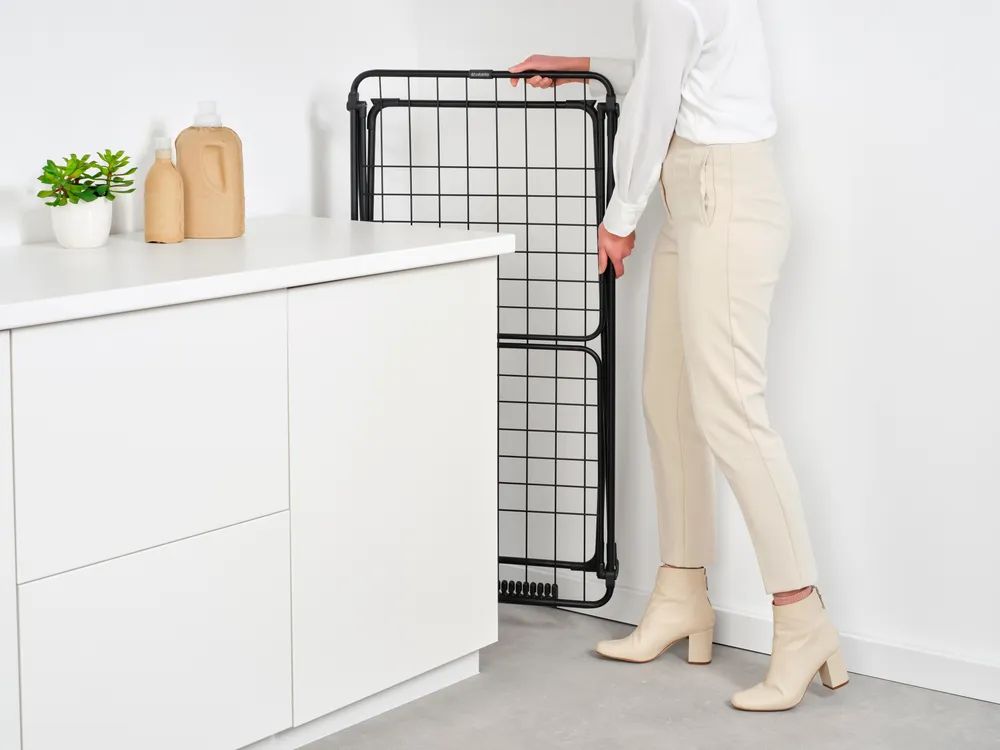 Brabantia HangOn Wäsche- und Kleiderständer, 22 m - Matt Black