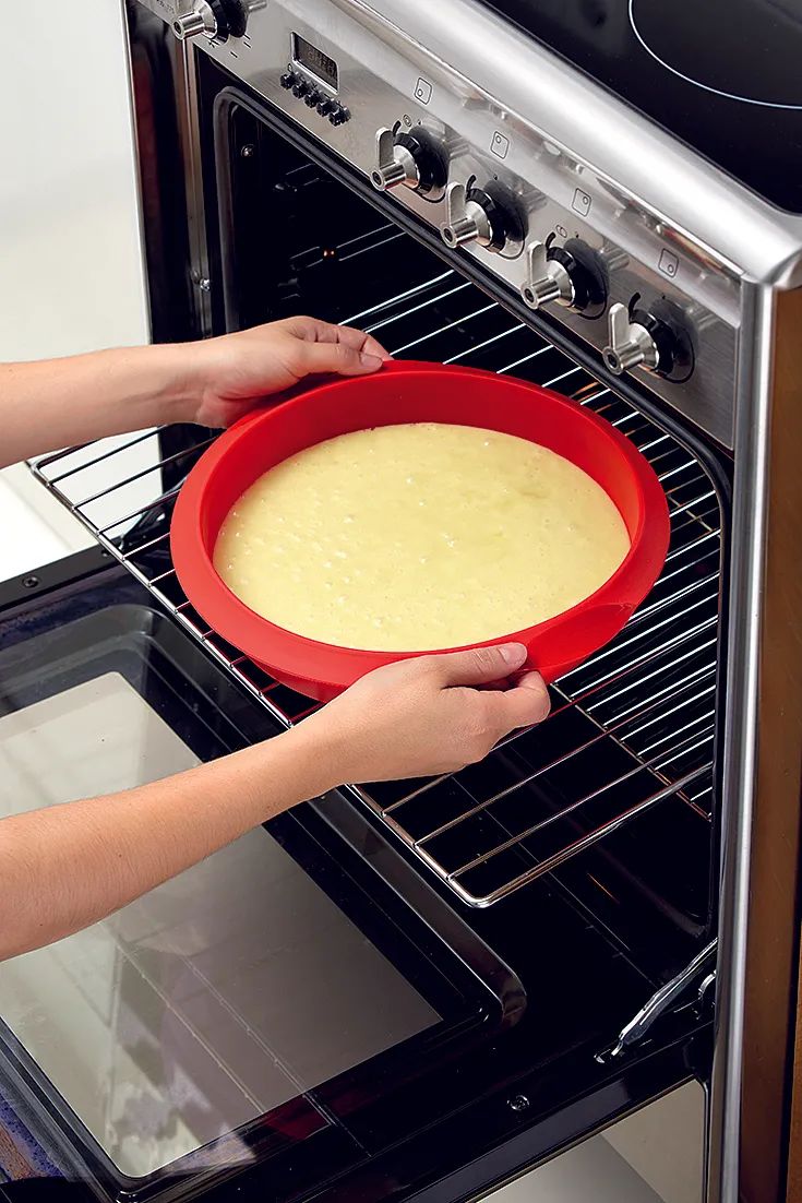 Lékué Runde Kuchenbackform 26 cm - Red