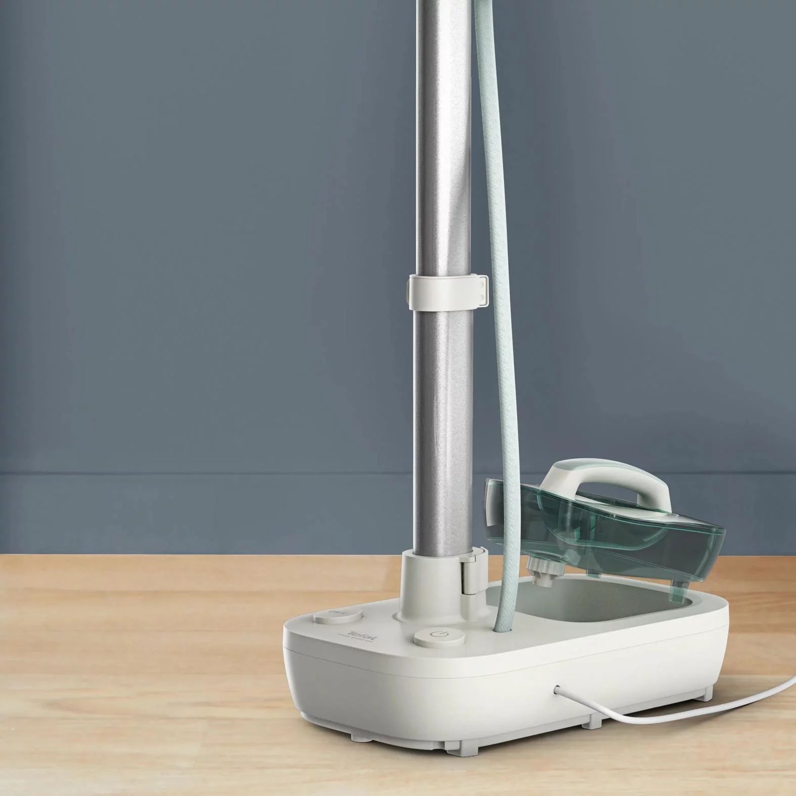 Tefal QT1214 All-in-One Dampfbügellösung, Steam Board 450 - EUKALYPTUS/CREMEWEIß