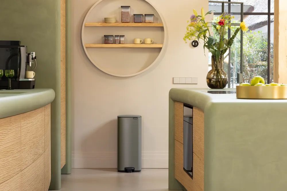 Brabantia Bo Treteimer, 30L - Platinum