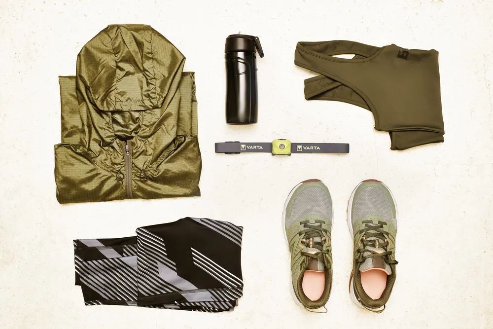 VARTA Outdoor Sports Ultralight H30R lime