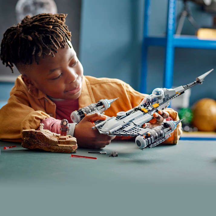 LEGO Der N-1 Starfighter des Mandalorianers