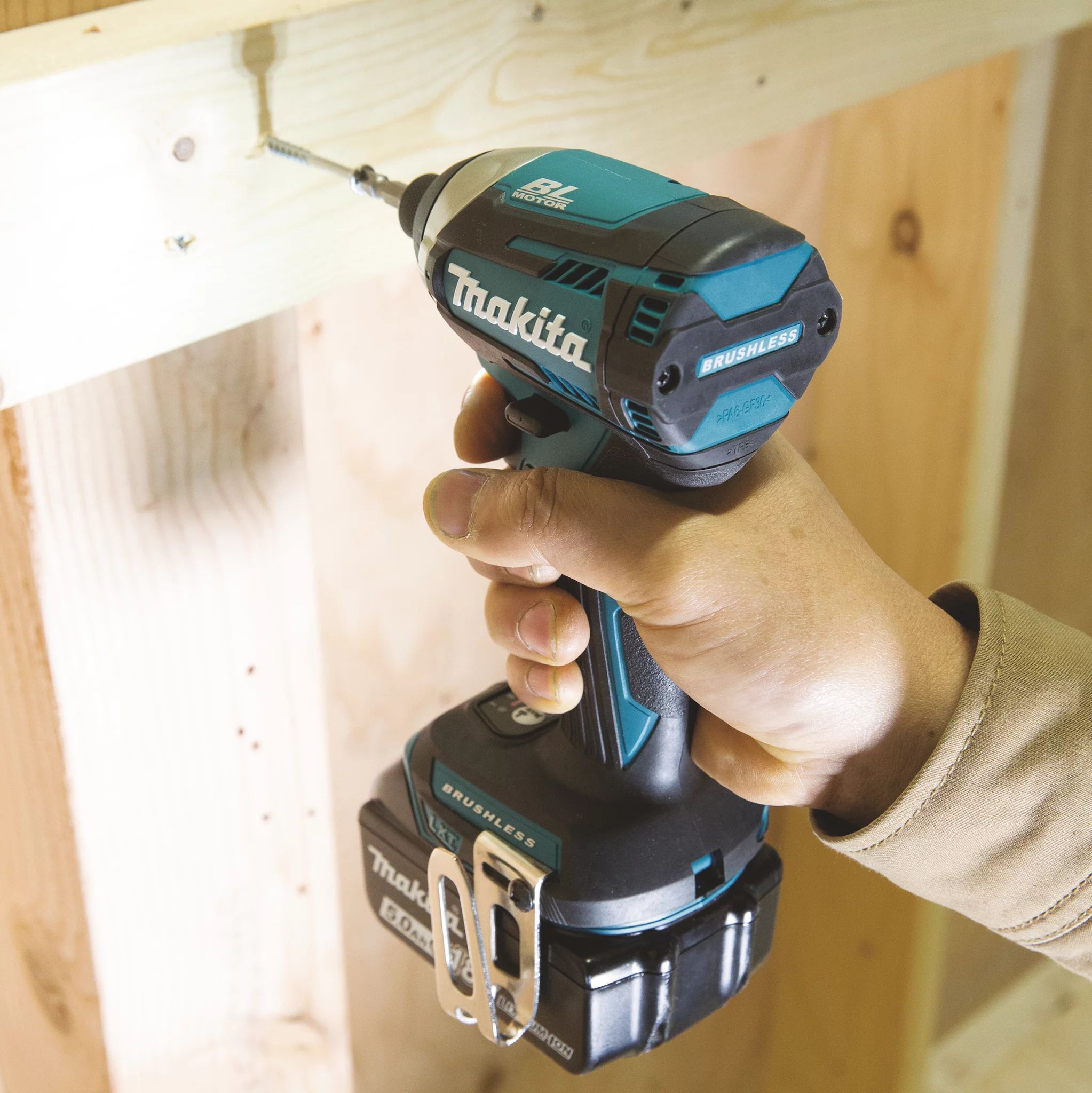 Makita DTD154Z