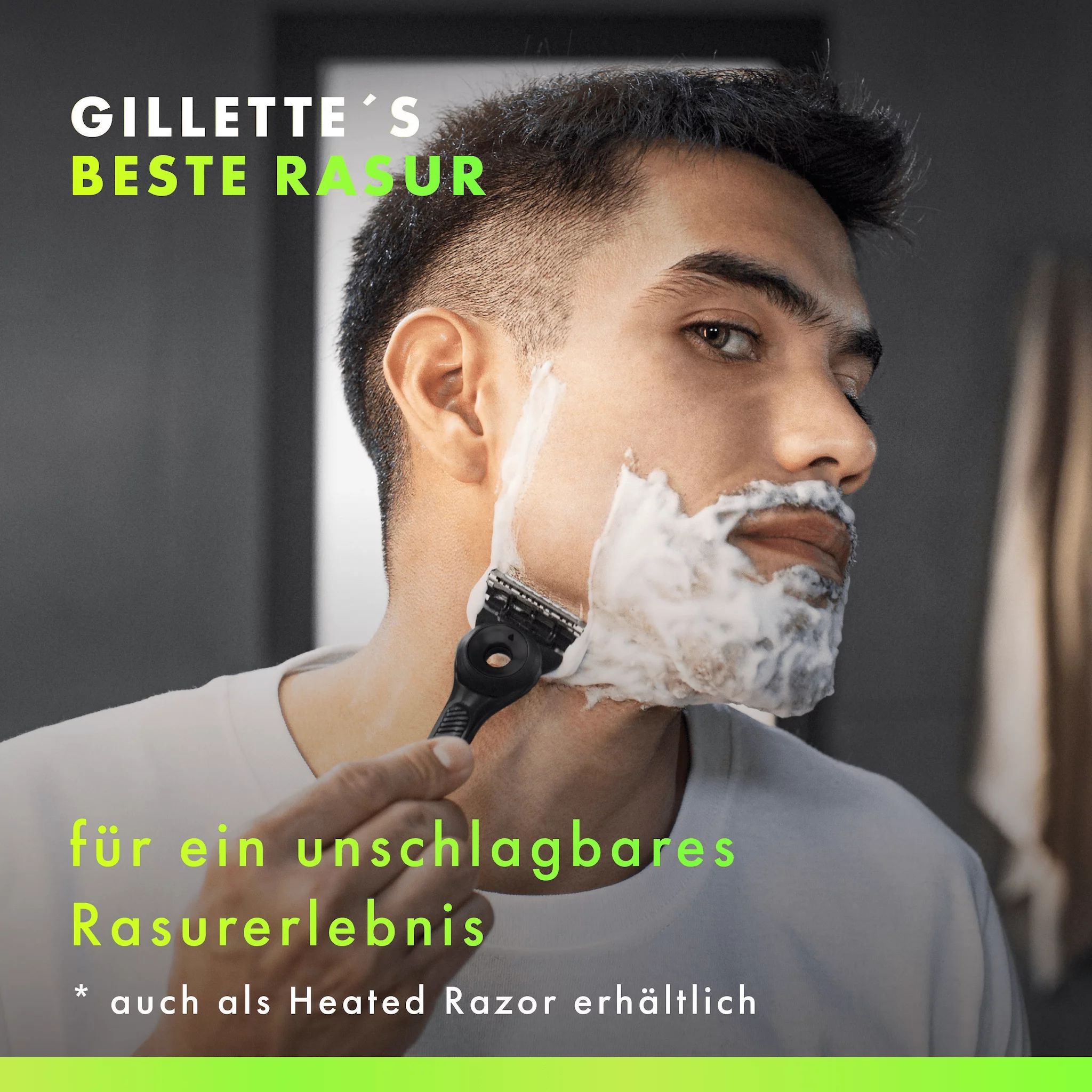 Gillette Labs Rasierapparat mit 2 Klingen Handstück + Slim Travel Case "UEFA Champions League"