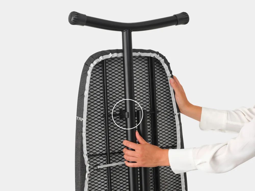 Brabantia Bügeltisch D, 135x45cm, integr. Parkzone - Denim Black