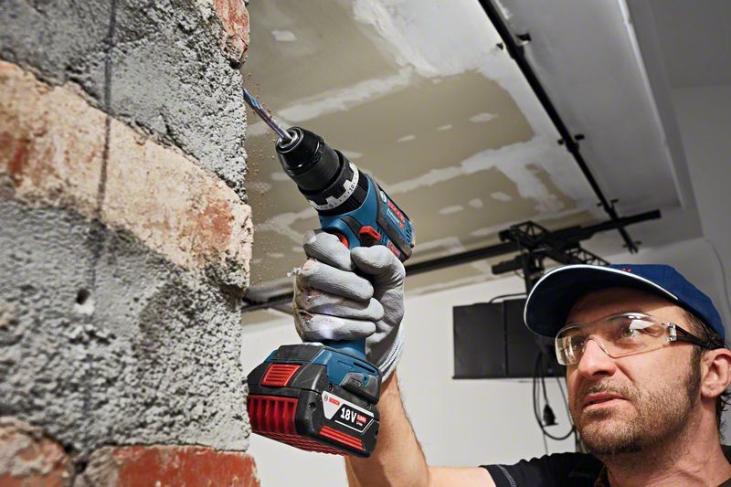 Bosch Professional GSB 18V-60 2X4.0 Ah