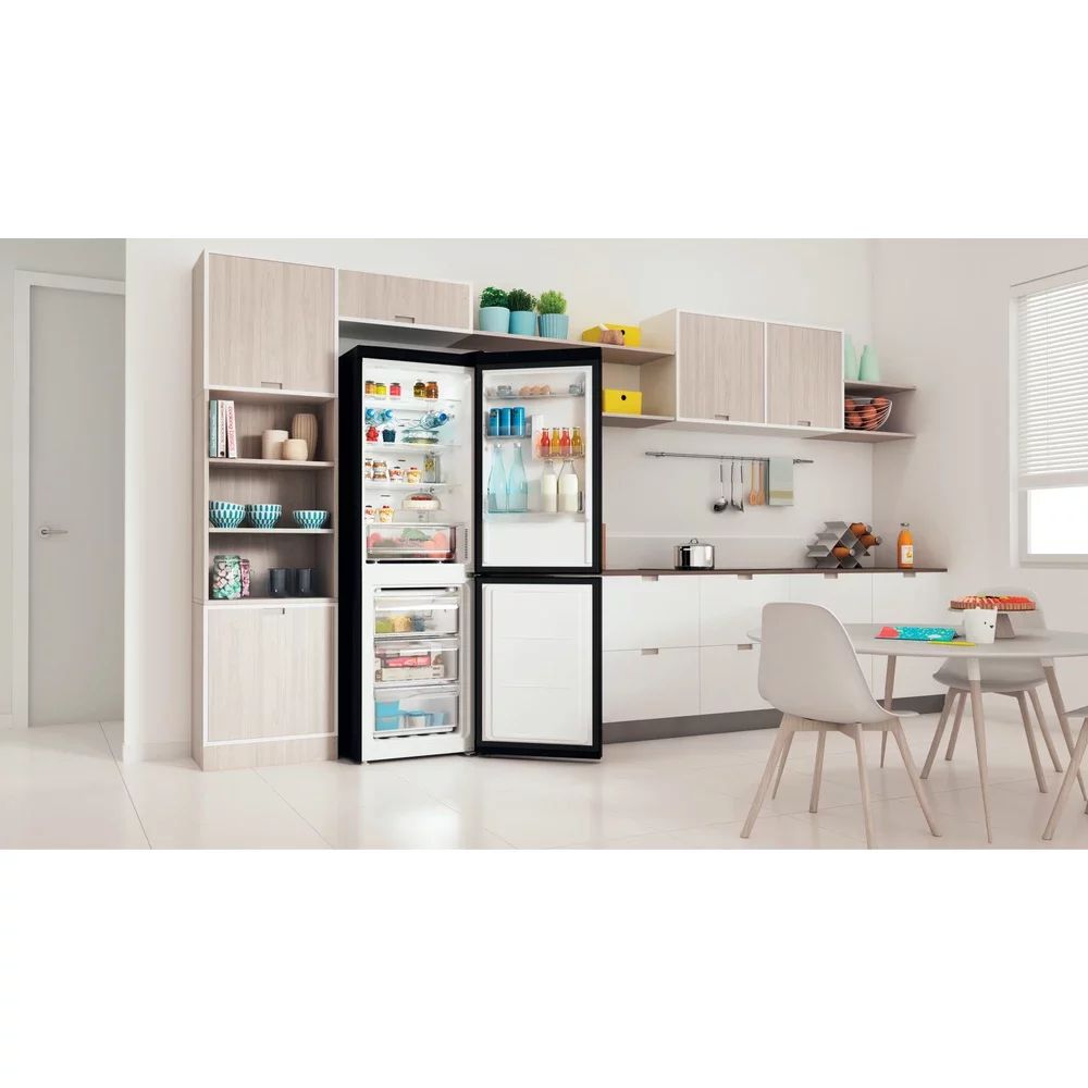 Indesit INFC8 TO22K