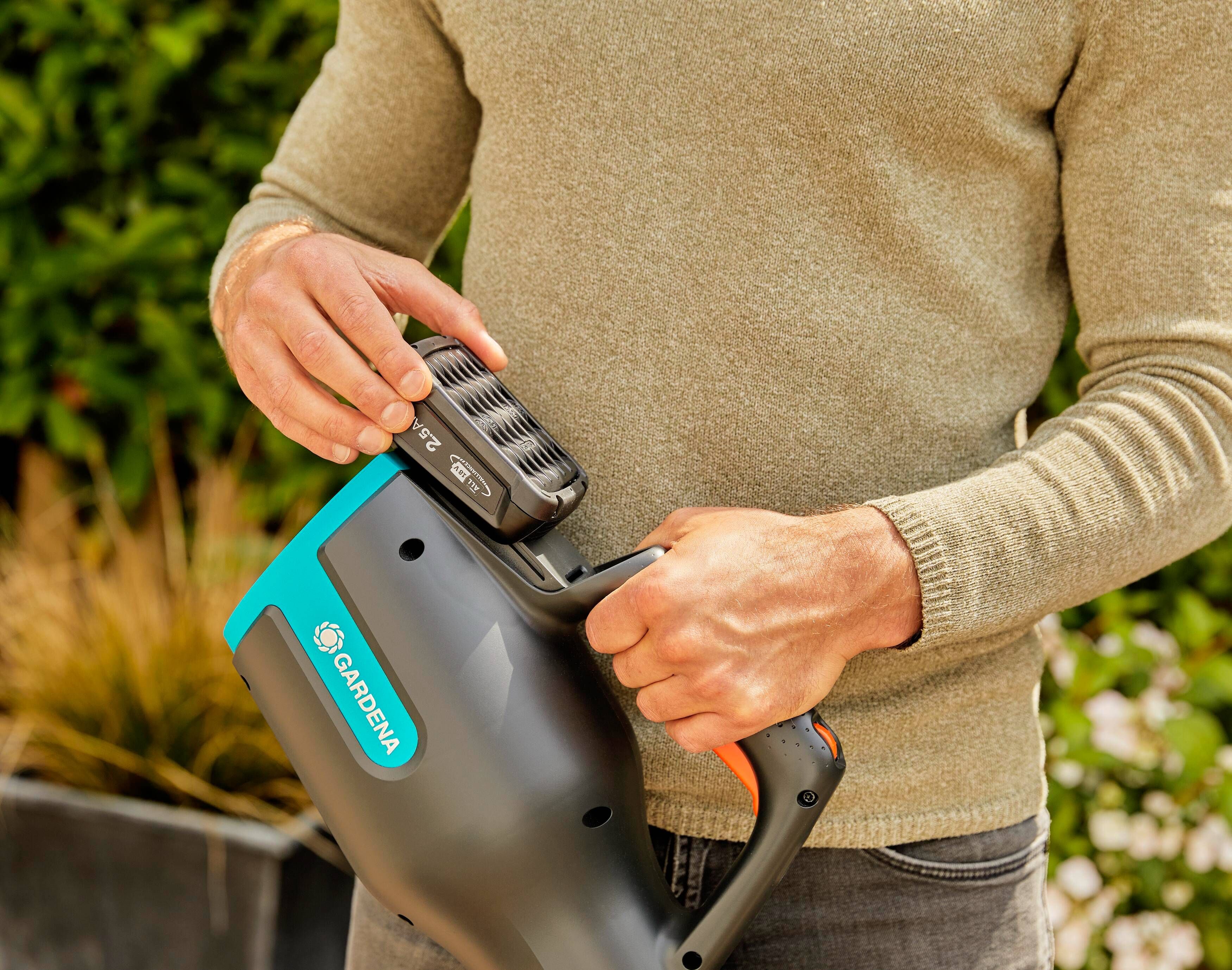 Gardena Akku-Gartensauger/-Bläser PowerJet 18V P4A solo
