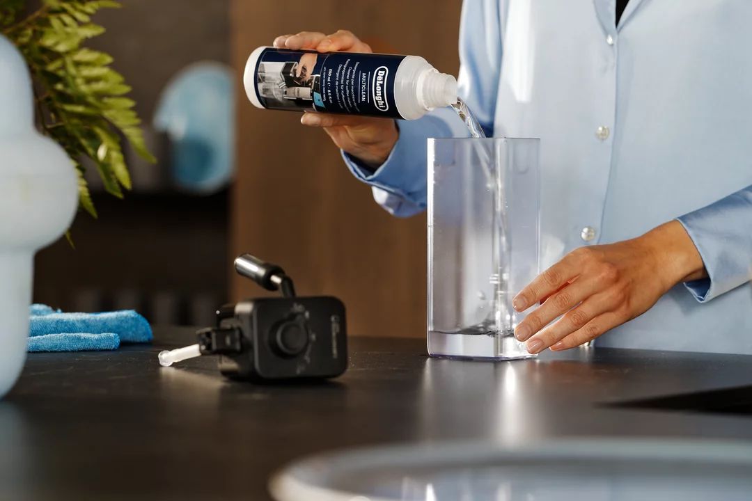 De'Longhi DLSC550 MultiClean, Reiniger für Kaffeemaschinen, 250ml