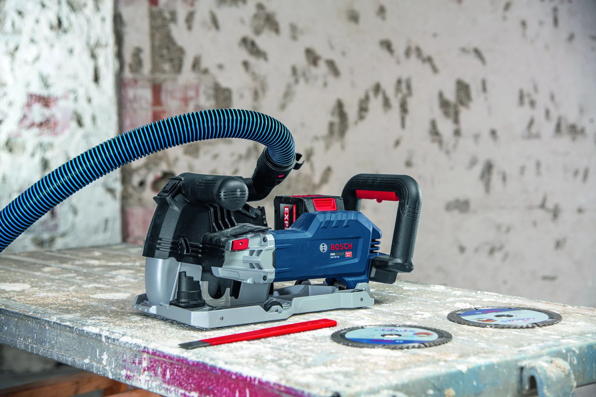 Bosch GNF18V-40 Akku-Mauernutfräse solo