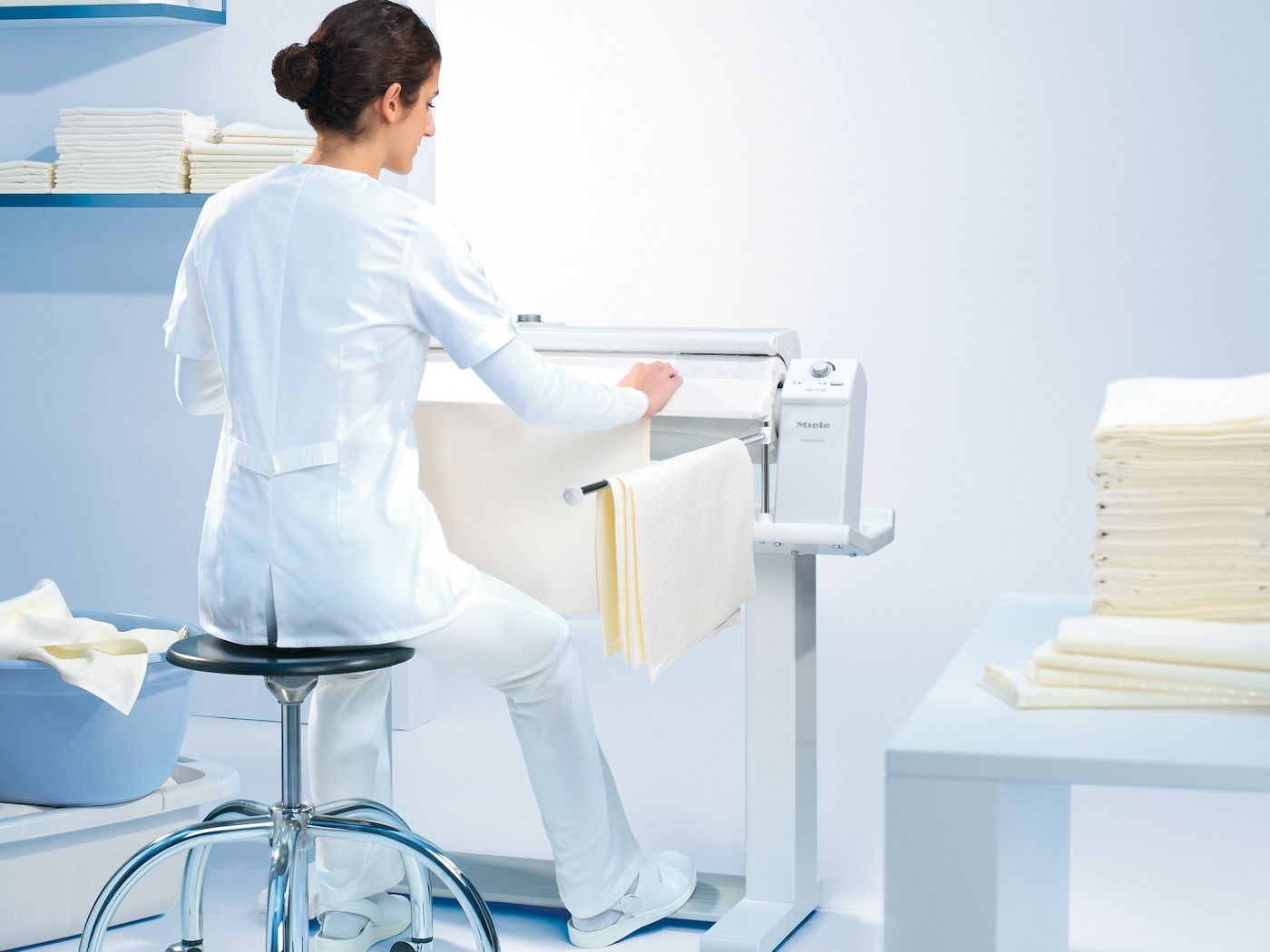 Miele HM 16-83 Heißmangel EL PN