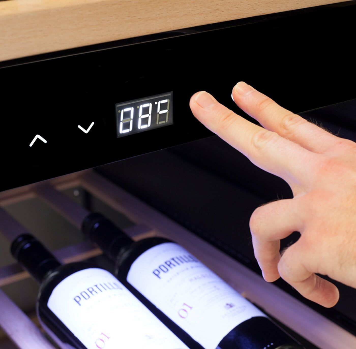 Caso WineExclusive 38 Falstaff