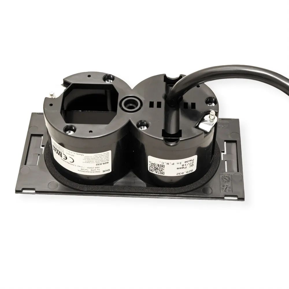 BACHMANN DUE 1xUTE 1xCM, incl. Anschlukabel GST18, schwarz, 0,2 m