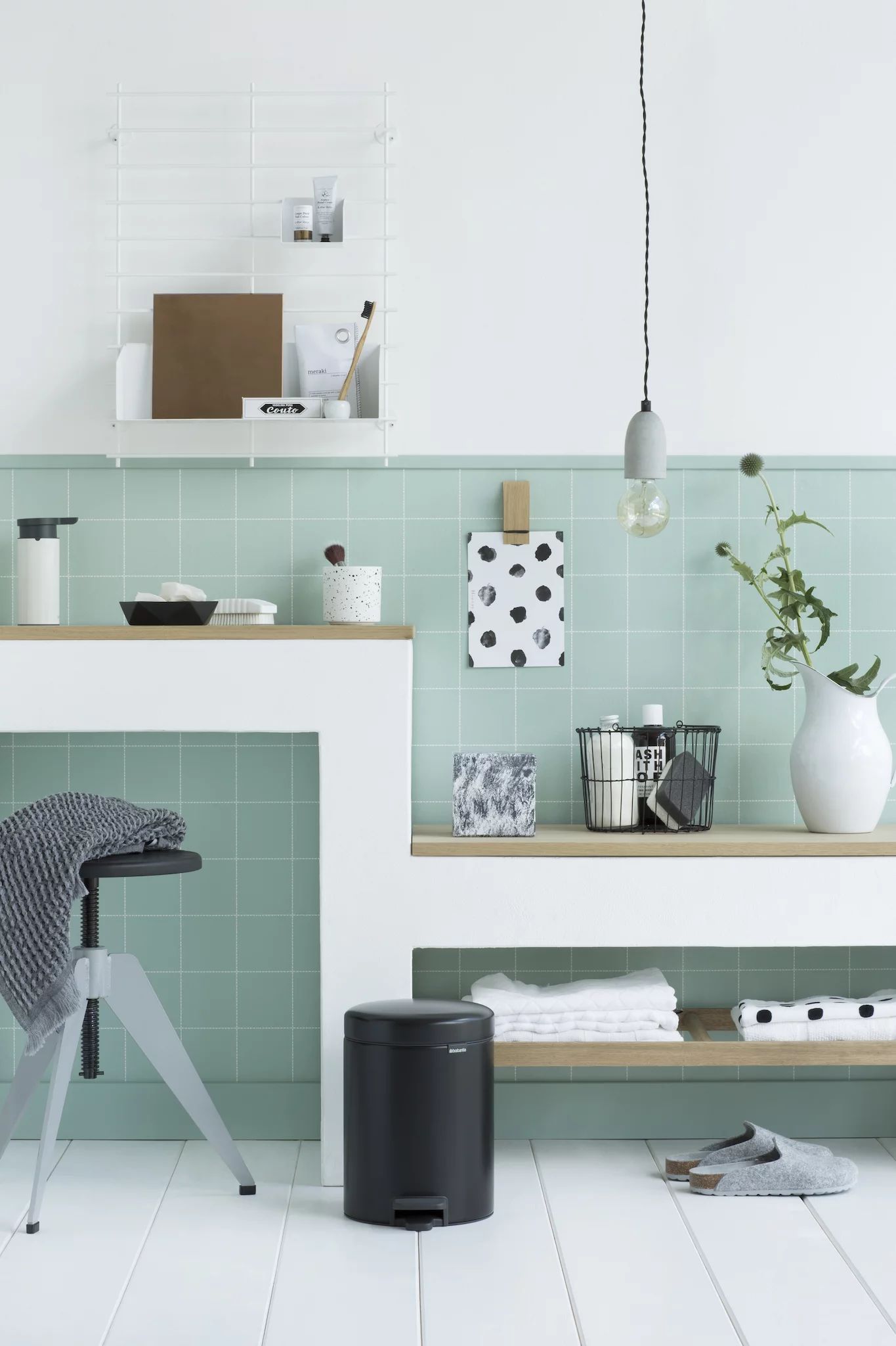 Brabantia newIcon Treteimer 5l mit Kunststoffeinsatz, Matt Black Open-Box