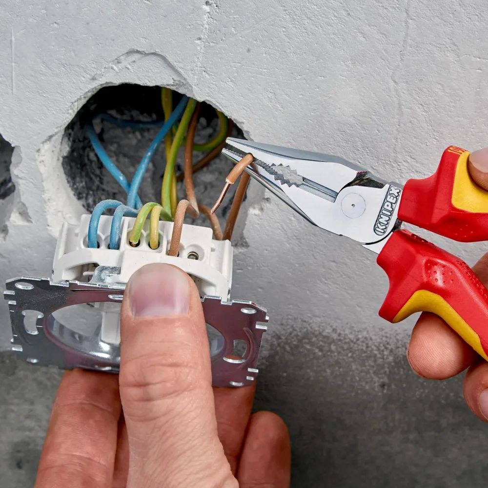 KNIPEX Spitz-Kombizange isoliert mit 2K-Hüllen 145 mm