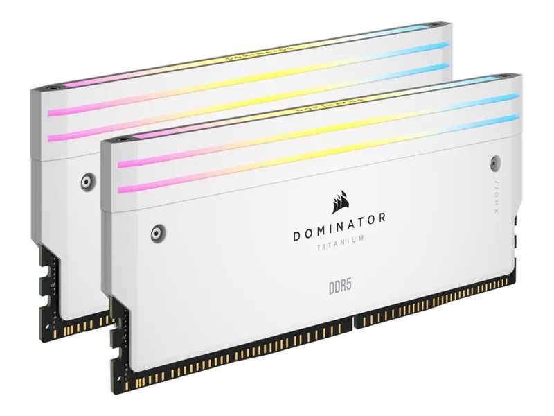 Corsair DOMINATOR TITANIUM - Light Enhancement