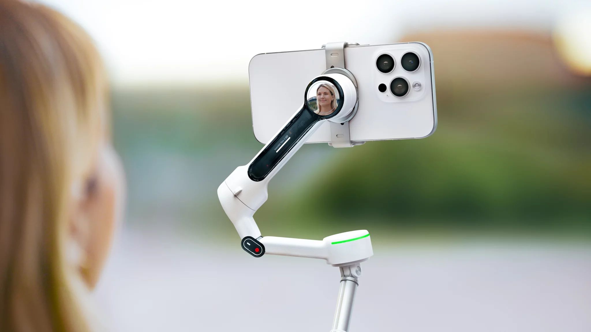 Insta360 Flow 2 Pro Standard Bundle Schneeweiß