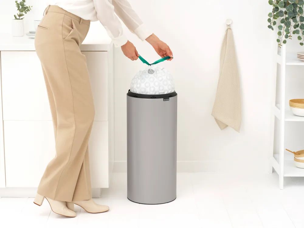 Brabantia Touch Bin New, 30L - Soft Grey