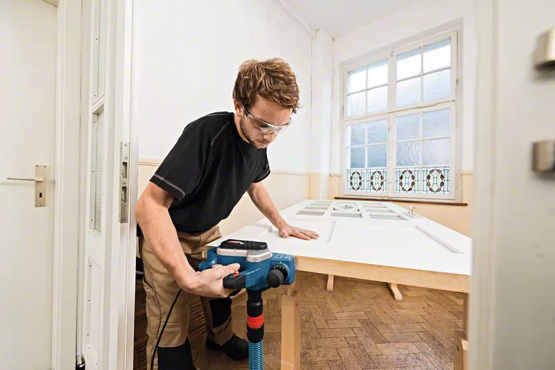 Bosch Professional GHO 16-82 Hobel ZB Karton