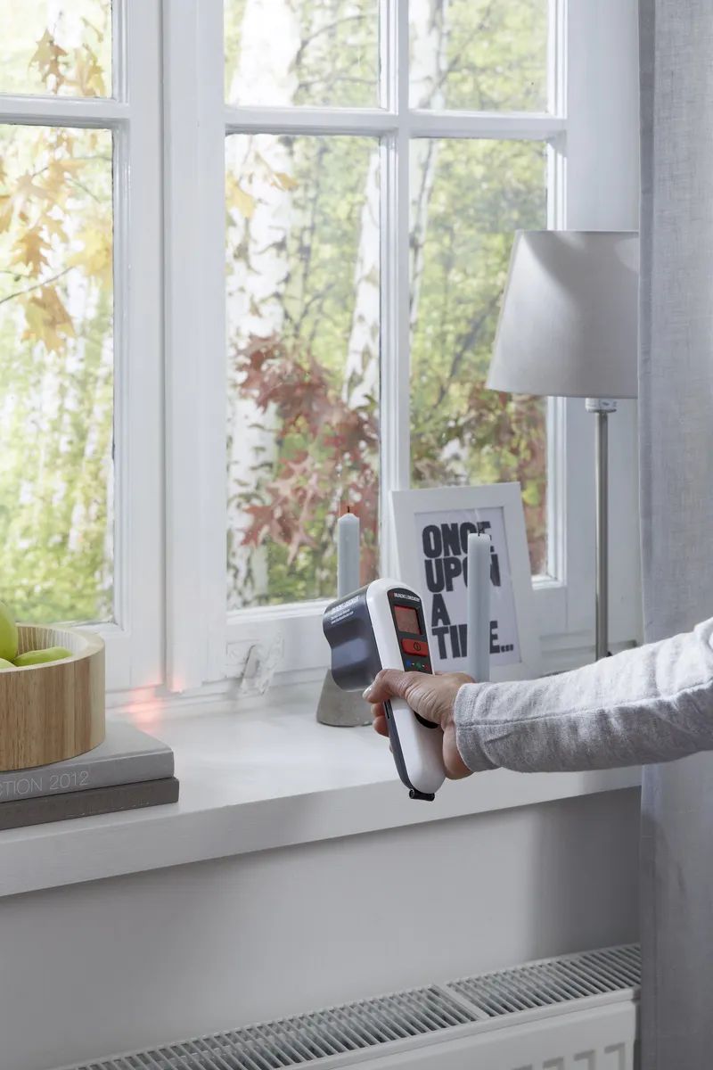 tesamoll® Insulation E-Profil Dichtung, weiß, Tür- und Fensterdichtung gegen Zugluft