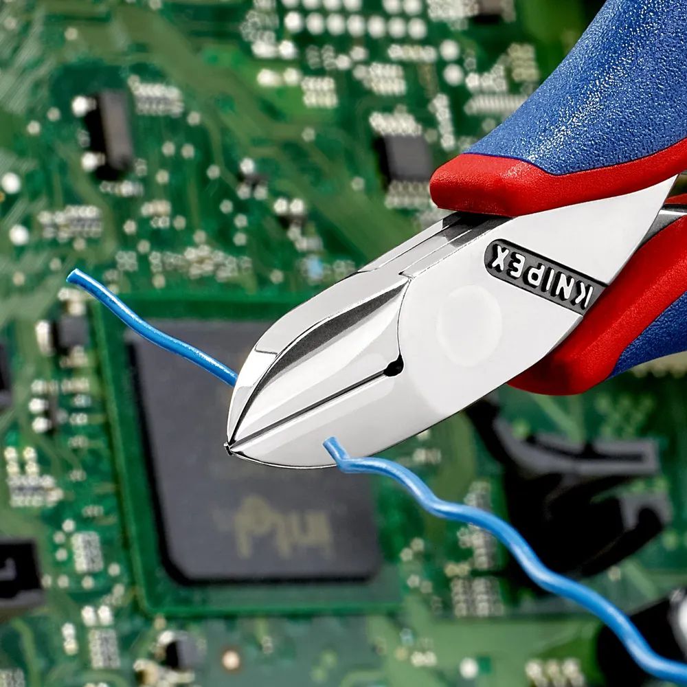 KNIPEX Elektronik-Seitenschneider mit durchgestecktem Gelenk mit Mehrkomponenten-Hüllen 115 mm