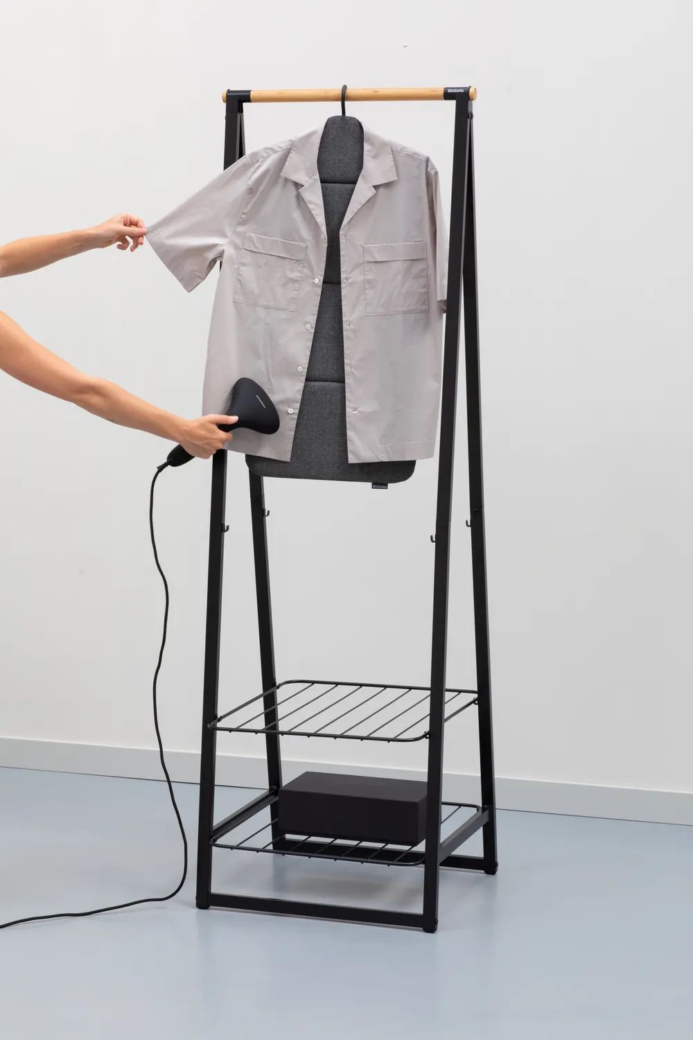 Brabantia Zusammenklappbares Dampfbrett - Pepper Black