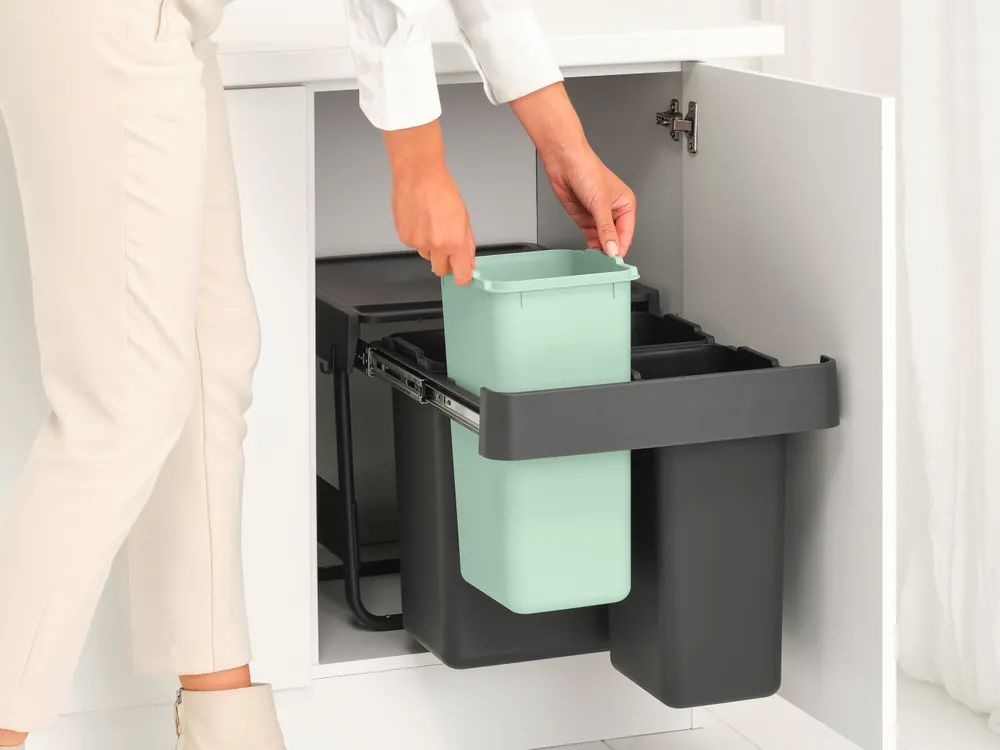 Brabantia Sort&Go Einbaueimer, 10+10+20 l - Dark Grey