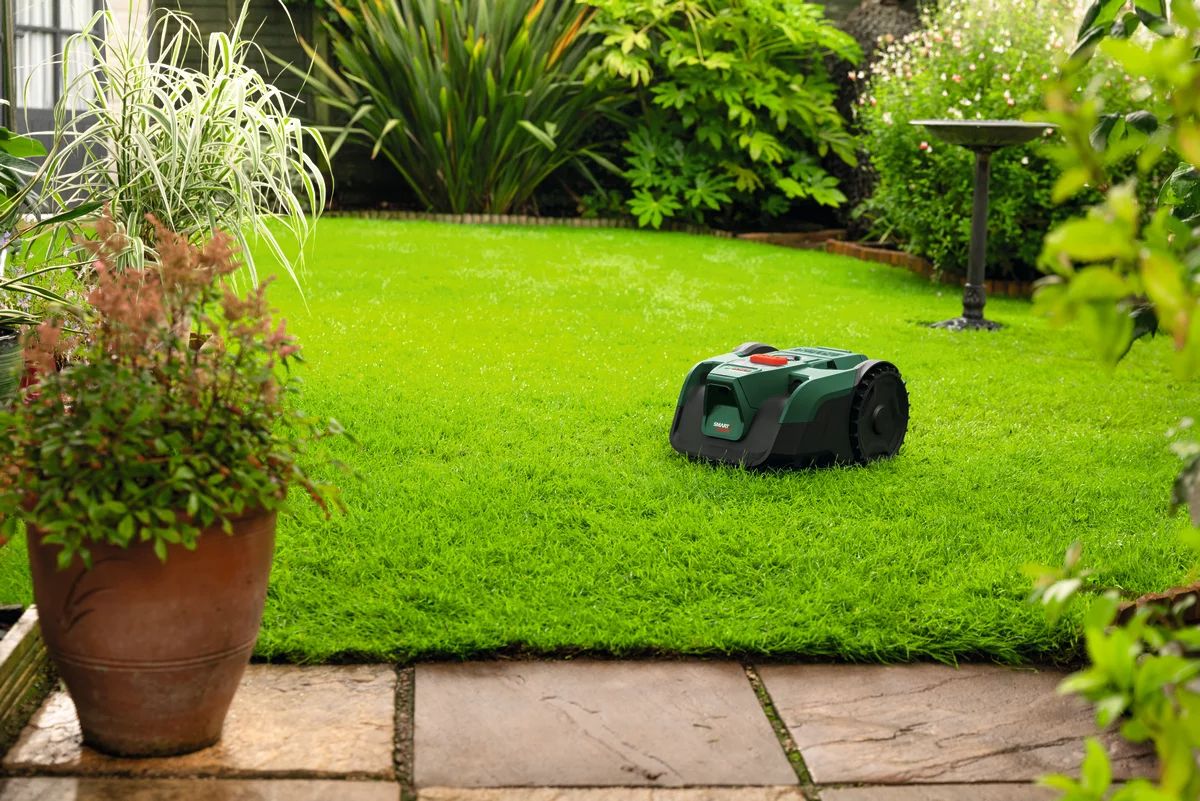 Bosch  VISIMOW18V-100 Akku-Mähroboter mit Zubehör - bis 100m²