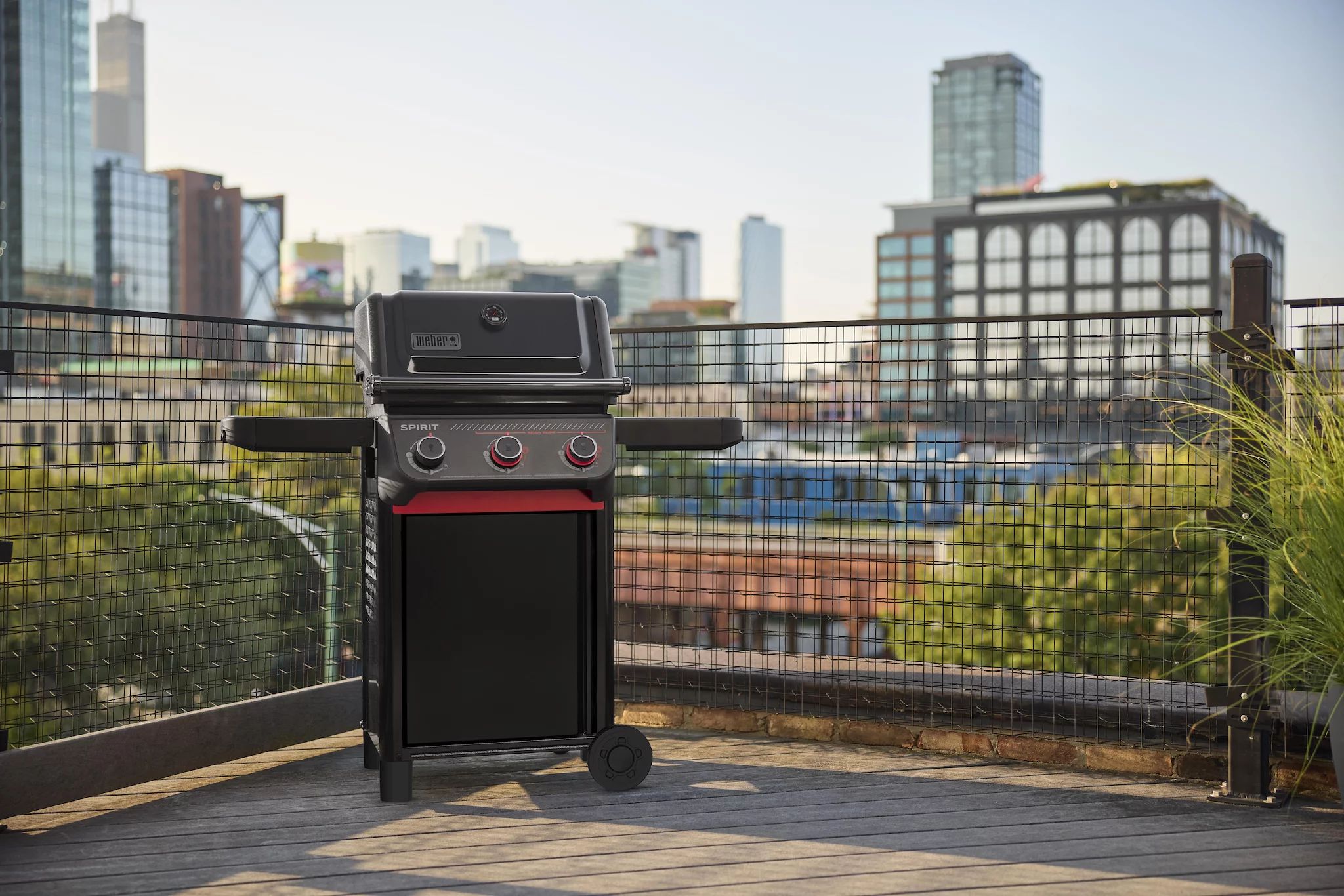 Weber Spirit E-325 STEALTH