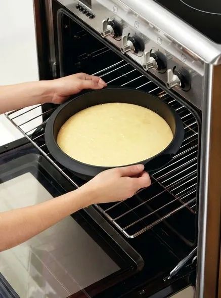 Lékué Runde Kuchenbackform 26 cm - Black