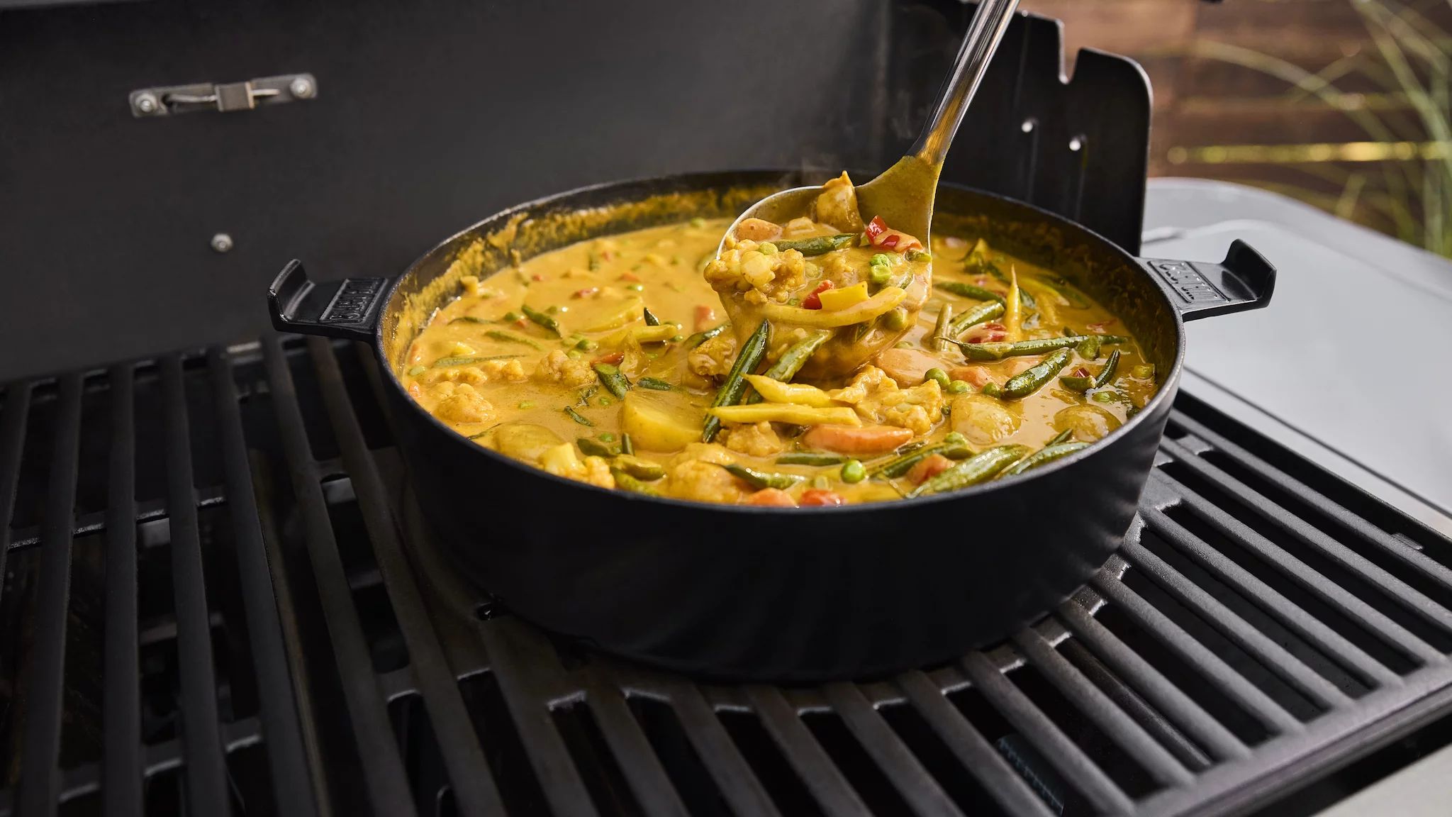 Weber GENESIS E-435W