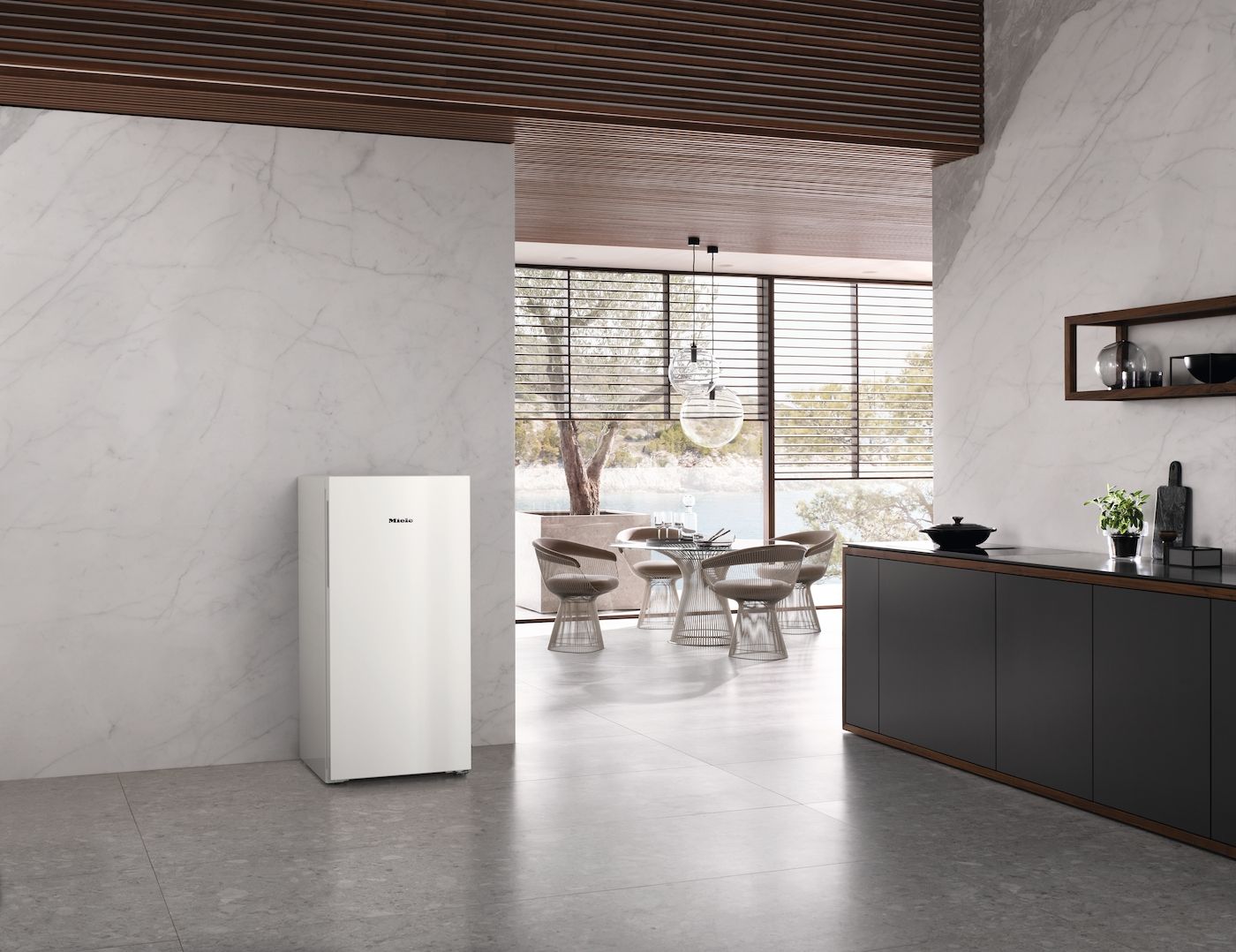 Miele FN 4312 E ws Freistehender Gefrierschrank