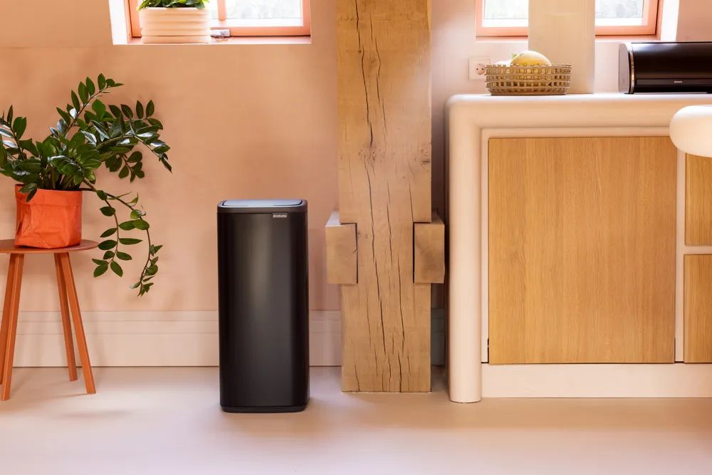 Brabantia Bo Touch Bin, 30L - Matt Black