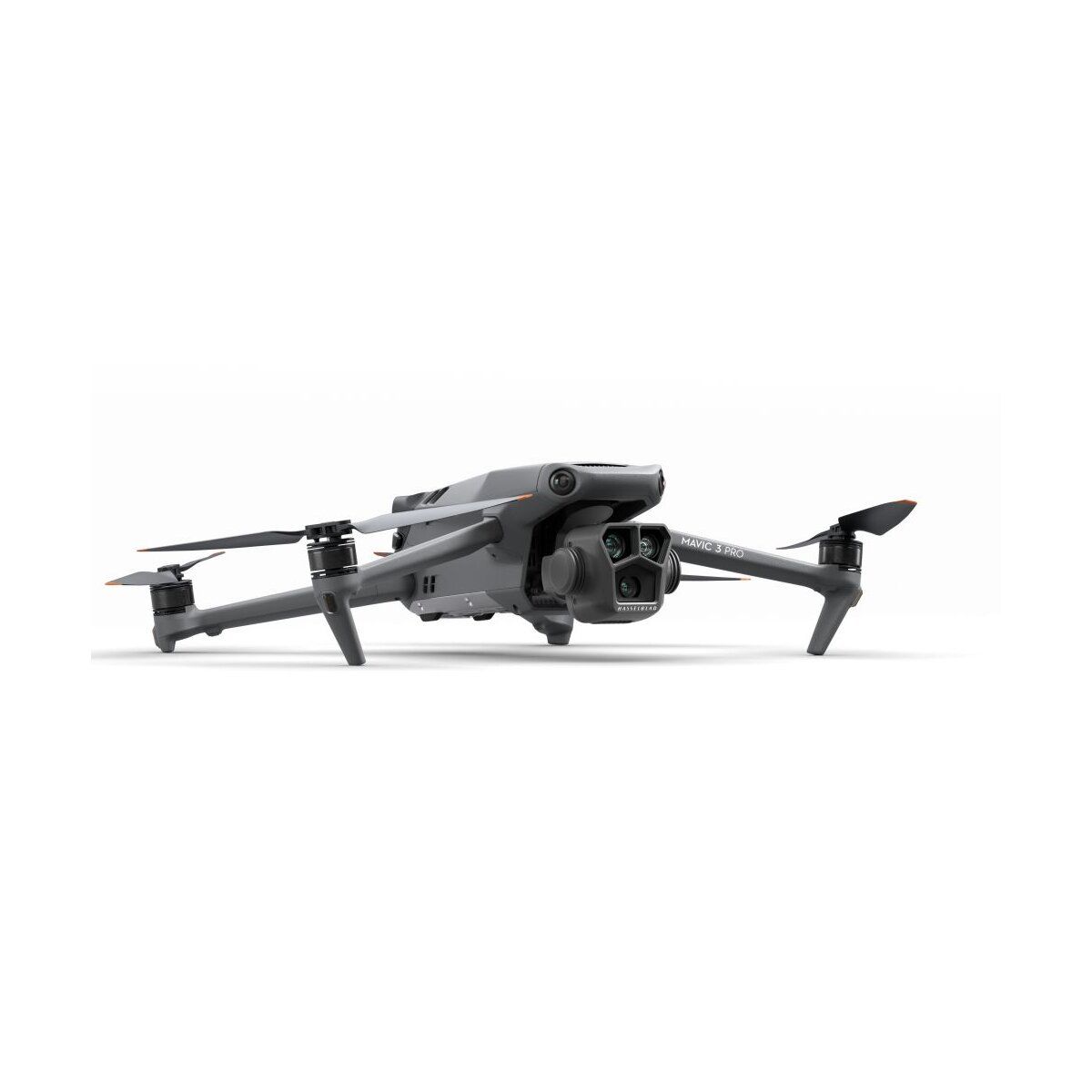 DJI Mavic 3 Pro Fly More Combo (DJI RC Pro)