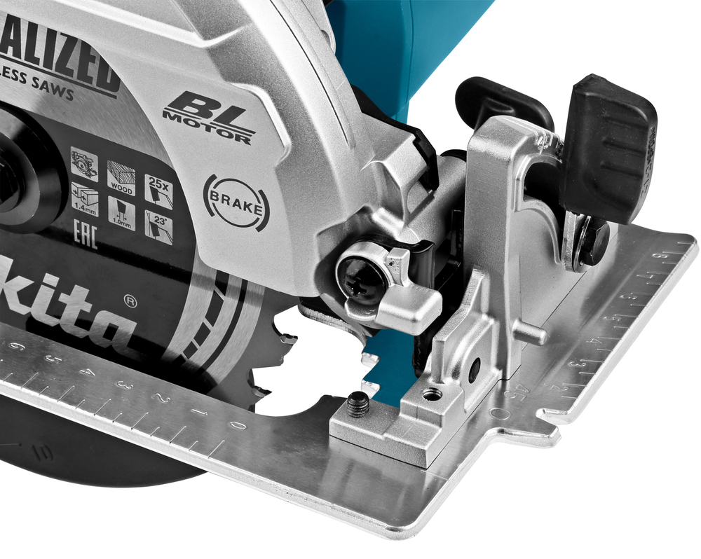 Makita DHS661RTJ