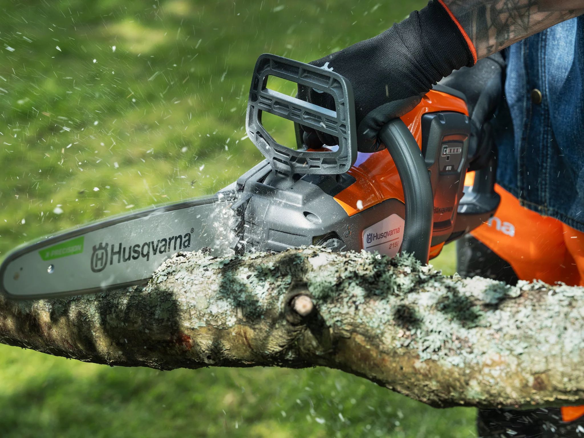 Husqvarna 215i AKKU SÄGE 12", 1/4"mini