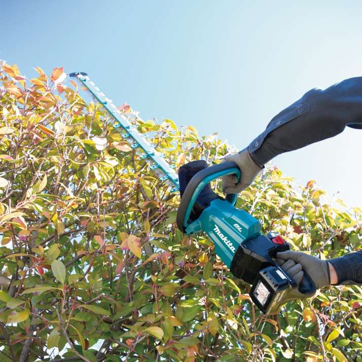 Makita DUH602Z