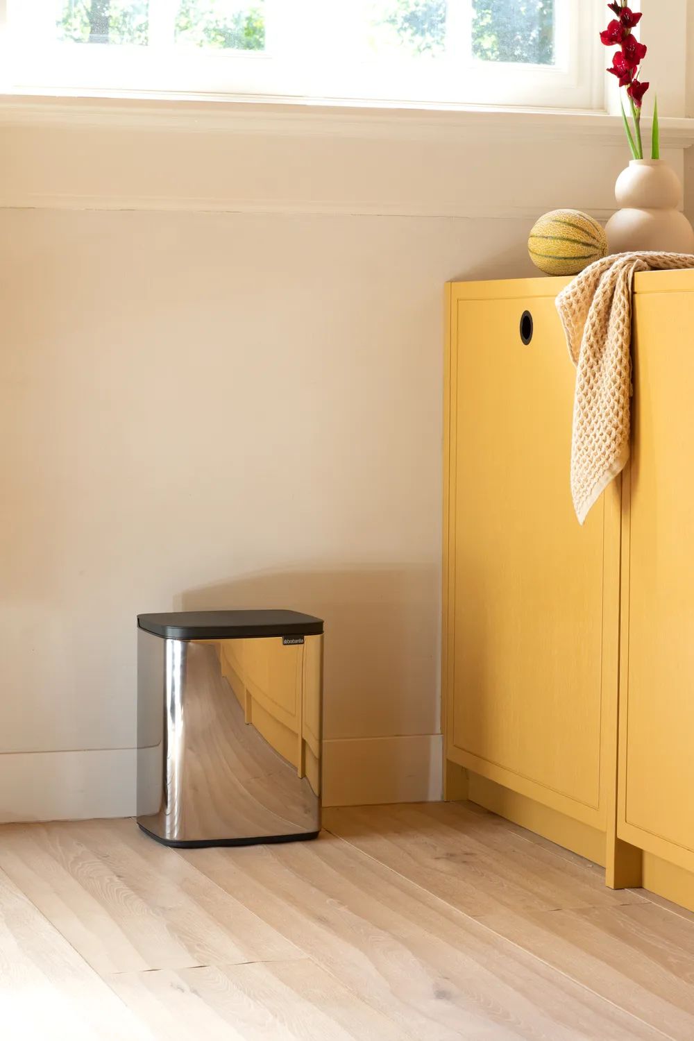 Brabantia Bo Mülleimer, 12L - Brilliant Steel