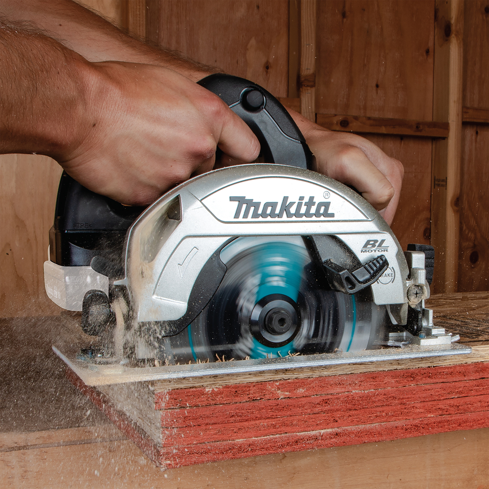 Makita DLX4154TJ