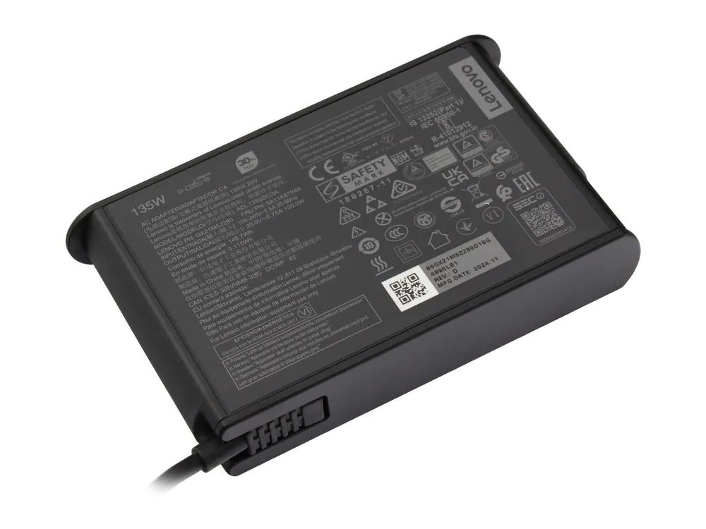 Lenovo Netzteil - 135 Watt - Schwarz