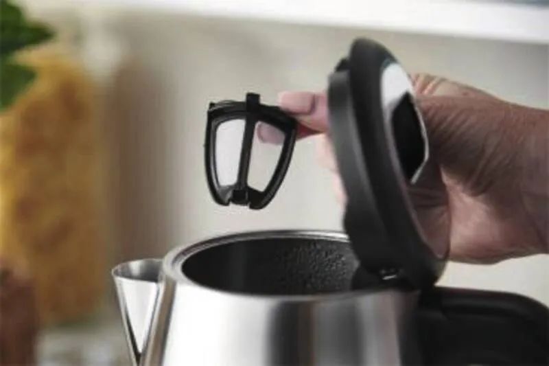 Russell Hobbs Everyday Wasserkocher Brushed