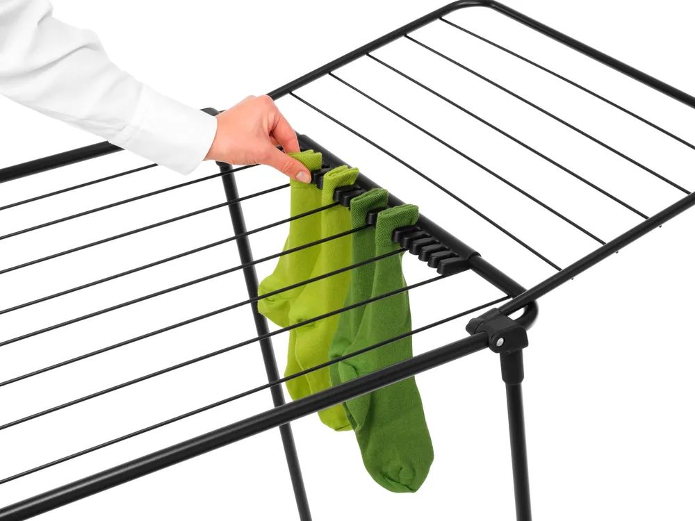 Brabantia HangOn Wäsche- und Kleiderständer, 18 m - Matt Black