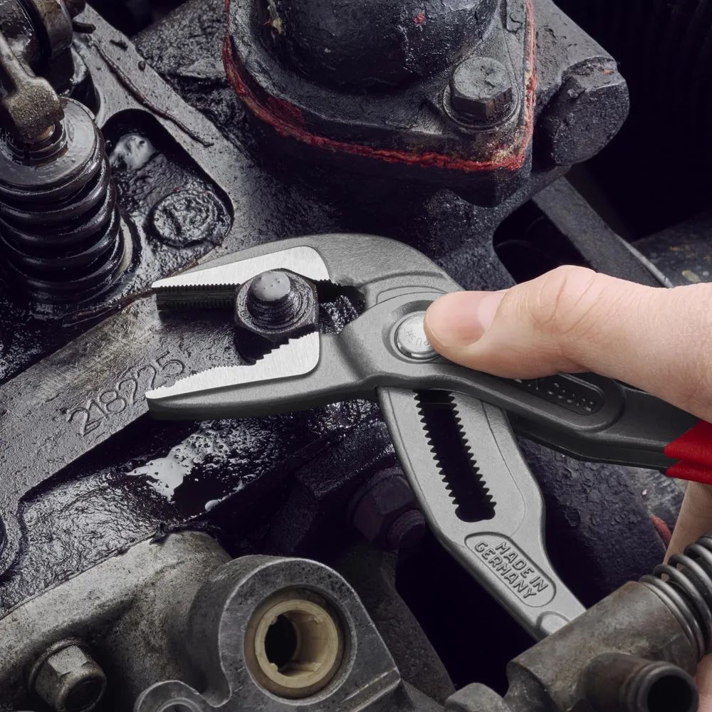 KNIPEX 87 51 250 Cobra® ES Wasserpumpenzange extra-schlank mit rutschhemmendem Kunststoff überzogen grau atramentiert 250 mm