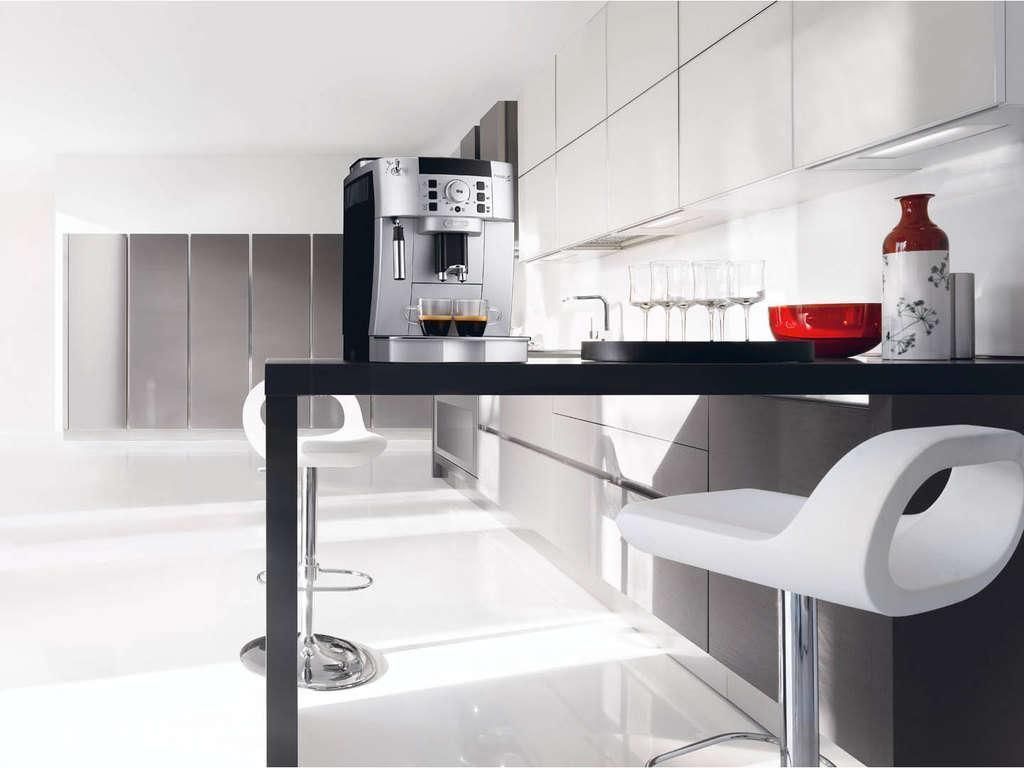 De'Longhi Magnifica S ECAM22.110.SB